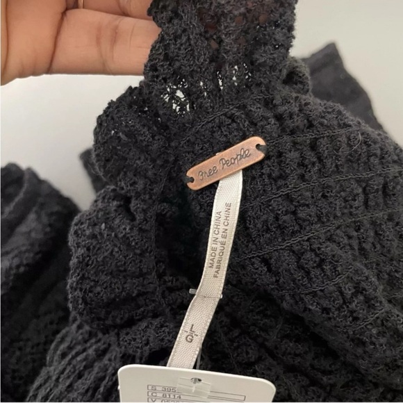 NWT Free People Women’s Black Knit Lace Bell Sleeve Gothic Fairy Mini Dress L - Picture 9 of 10